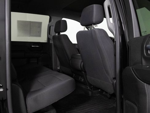 Used 2020 Chevrolet Silverado 2500 Custom w/ Custom Value Package image 33