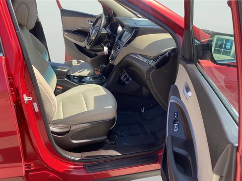 Used 2017 Hyundai Santa Fe Sport image 13