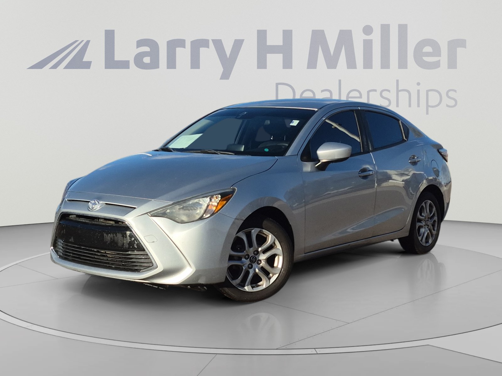 Used 2018 Toyota Yaris iA FWD image 1
