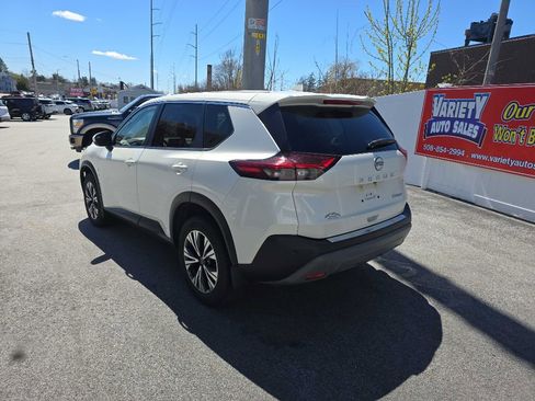 Used 2023 Nissan Rogue SV AWD/4WD image 10