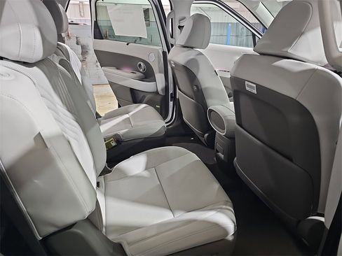 New 2026 Hyundai Palisade SEL image 11