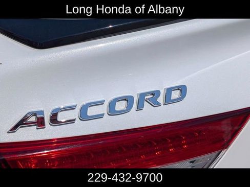 Used 2022 Honda Accord Sport image 10