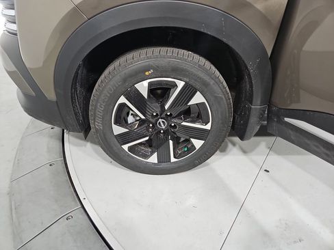 New 2026 Nissan Kicks SV w/ SV Premium Package AWD/4WD image 25