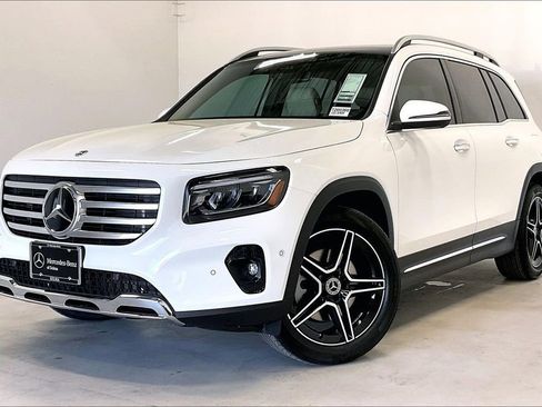 New 2026 Mercedes-Benz GLB 250 image 2
