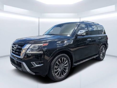 Used 2023 Nissan Armada Platinum w/ Captain's Chairs Package AWD/4WD image 7