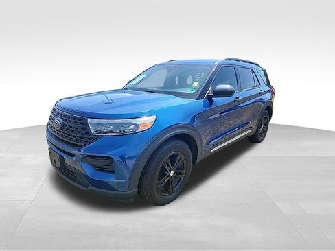 Used 2023 Ford Explorer XLT RWD image 15