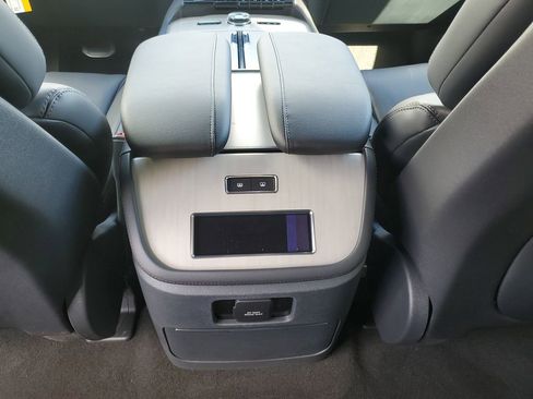 New 2025 Lincoln Navigator L Reserve w/ Jet Appearance Package image 15