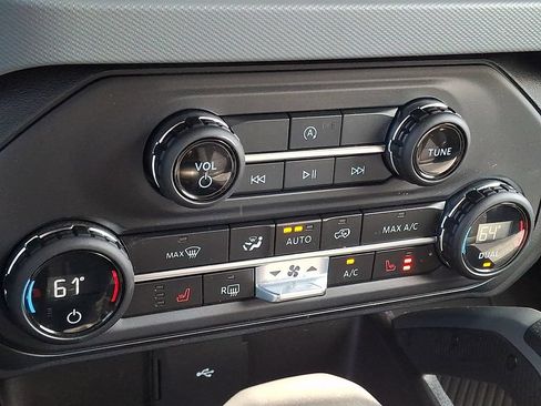 Used 2023 Ford Bronco Big Bend AWD/4WD image 17