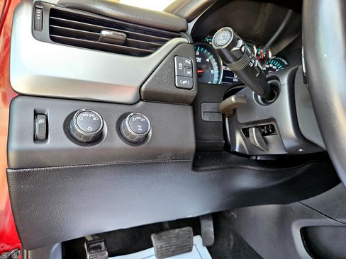 Used 2017 Chevrolet Tahoe LT image 26