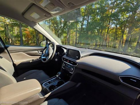 Used 2019 Hyundai Santa Fe SE AWD/4WD image 31