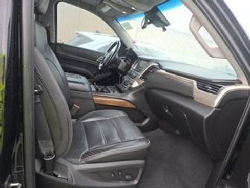 Used 2019 GMC Yukon XL Denali w/ Denali Ultimate Package AWD/4WD image 6
