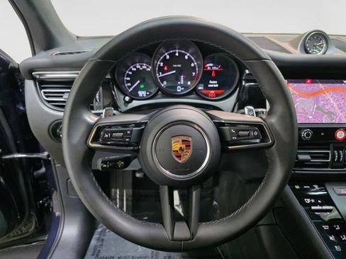 Used 2023 Porsche Macan AWD/4WD image 15