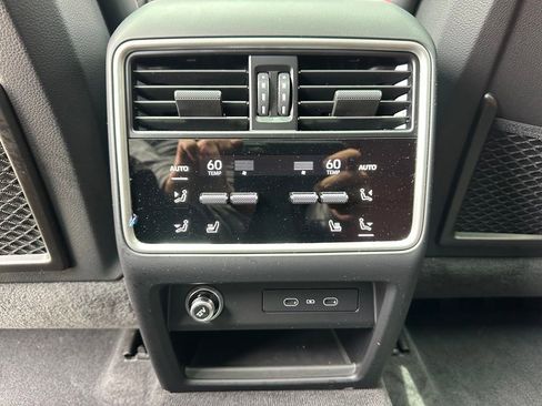 Certified 2026 Porsche Cayenne S AWD/4WD image 43