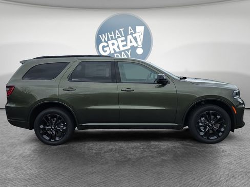 New 2026 Dodge Durango GT w/ Blacktop Package AWD/4WD image 2