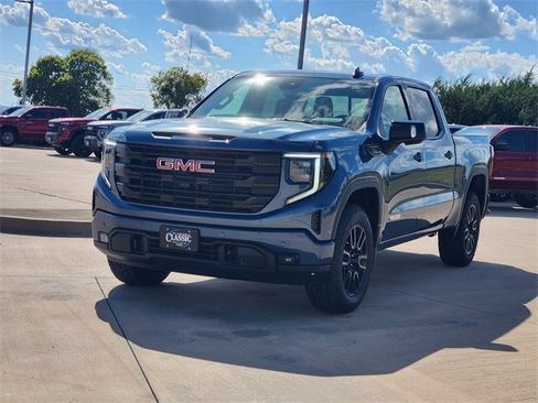 New 2026 GMC Sierra 1500 Elevation image 3