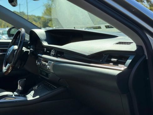 Used 2016 Lexus ES 350 ES 350 Sedan 4D image 45