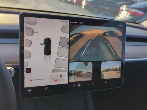 Used 2022 Tesla Model Y Performance AWD/4WD image 21
