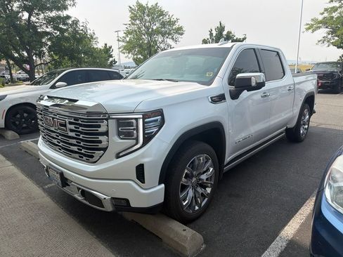 Used 2024 GMC Sierra 1500 Denali w/ Denali Reserve Package AWD/4WD image 2