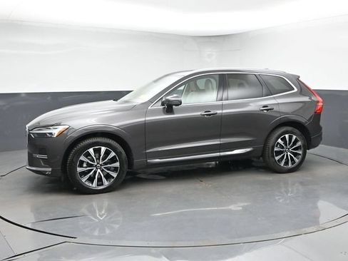 Used 2023 Volvo XC60 B5 Plus w/ Climate Package AWD/4WD image 6