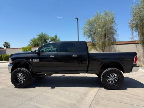 Used 2017 RAM 3500 Laramie w/ Convenience Group AWD/4WD image 10