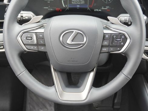 Used 2025 Lexus RX 350 FWD w/ Technology Package image 30