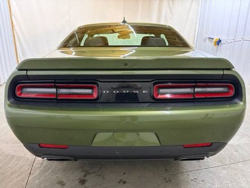 Used 2019 Dodge Challenger R/T RWD image 7