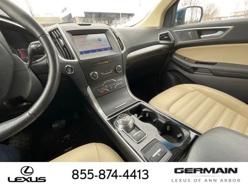 Used 2020 Ford Edge SEL image 20