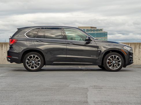 Used 2017 BMW X5 xDrive40e AWD/4WD image 6