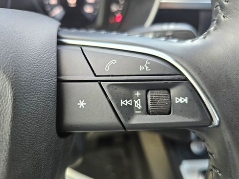 Used 2020 Audi Q3 2.0T Premium w/ Convenience Package image 19