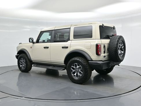 New 2025 Ford Bronco Badlands image 6