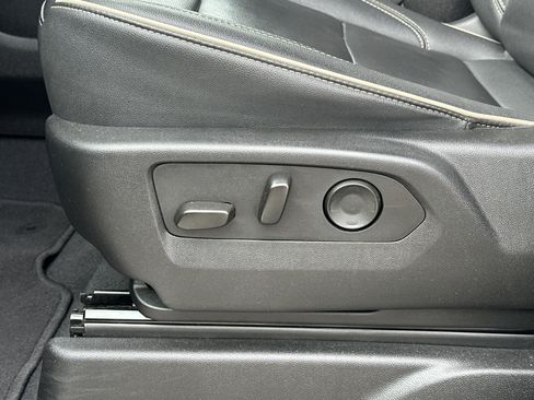 Used 2024 Chevrolet Tahoe Premier image 10