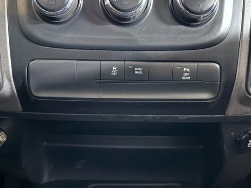 Used 2017 RAM 2500 Tradesman w/ Popular Equipment Group image 33