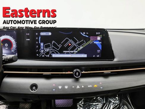 Used 2023 Nissan Ariya FWD image 12