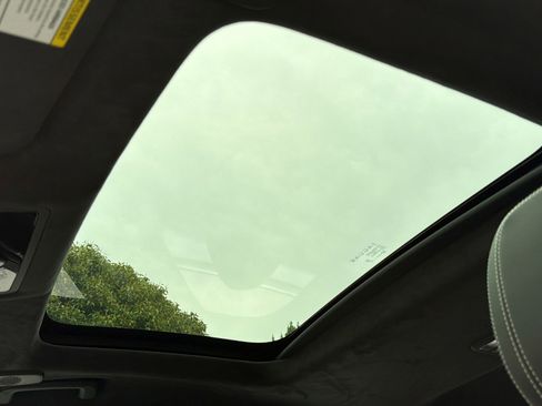 Used 2024 Jaguar XF R-Dynamic SE image 14