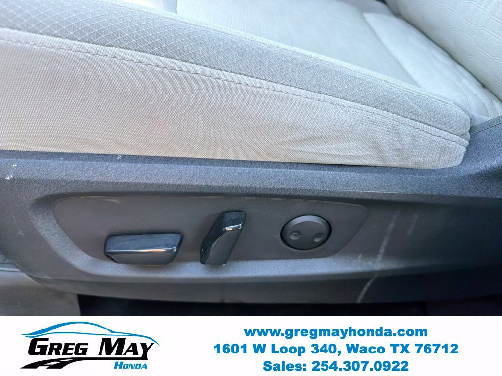 Used 2022 Nissan Pathfinder SV FWD image 13