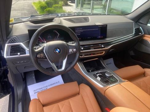 Used 2026 BMW X5 xDrive40i AWD/4WD image 11