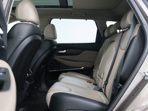 Used 2019 Hyundai Santa Fe AWD image 32