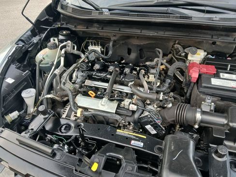 Used 2024 Nissan Kicks S FWD image 18