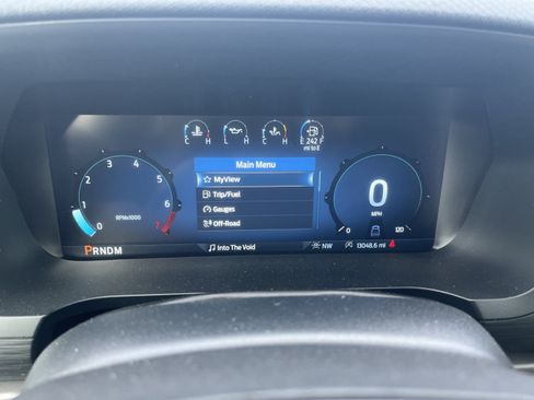 Used 2025 Ford F150 XLT w/ Equipment Group 301A Standard AWD/4WD image 19