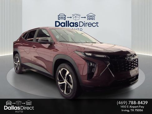 Used 2024 Chevrolet Trax RS w/ Driver Confidence Package image 1