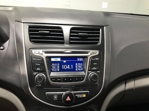 Used 2015 Hyundai Accent GLS w/ Option Group 02 FWD image 27