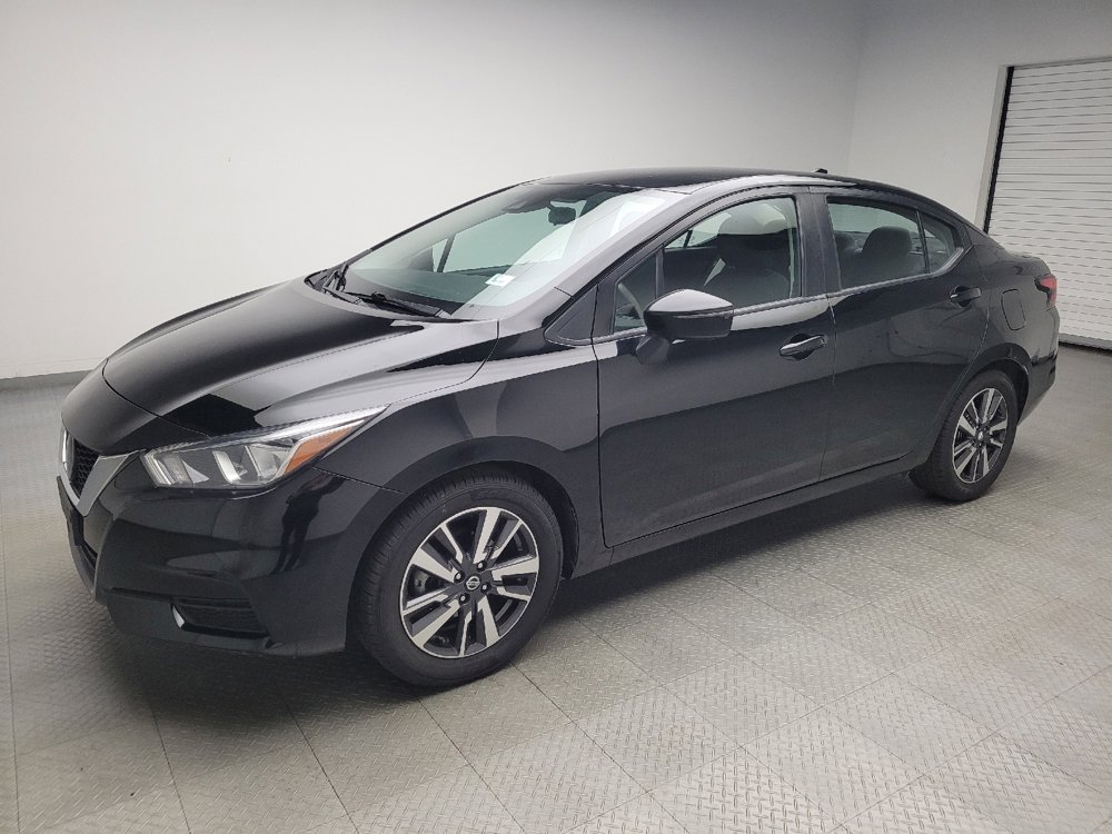 Used 2021 Nissan Versa SV FWD image 2