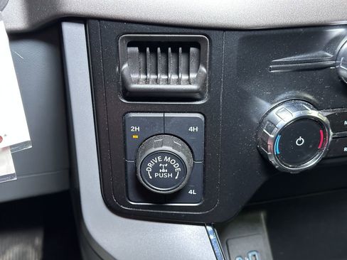 Certified 2024 Ford F150 XLT w/ Mobile Office Package image 38