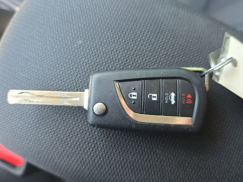 Used 2024 Toyota Corolla LE image 27