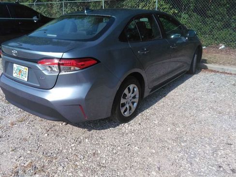 Used 2024 Toyota Corolla LE FWD image 3