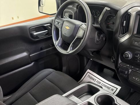 Used 2025 Chevrolet Silverado 1500 W/T w/ WT Value Package RWD image 19