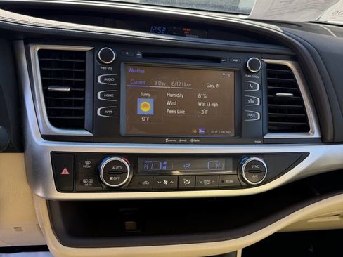 Used 2018 Toyota Highlander Plus image 14