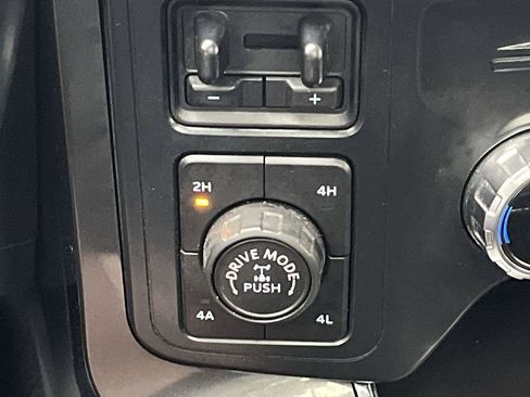 Certified 2022 Ford F150 Lariat w/ Equipment Group 502A High AWD/4WD image 20