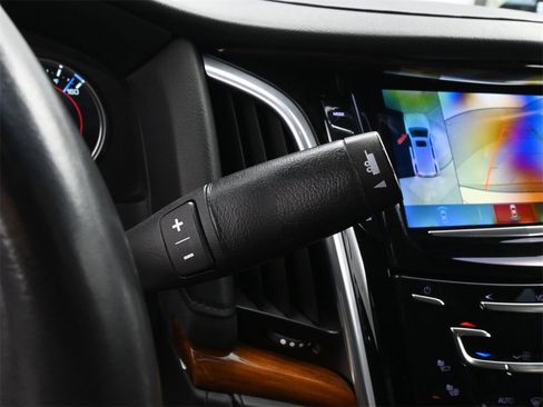 Used 2020 Cadillac Escalade ESV 2WD image 25