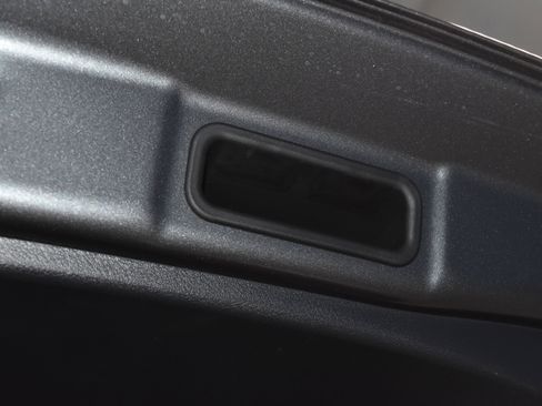 New 2025 Nissan Kicks Play S FWD image 25